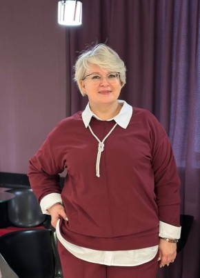 Елена из Энгельса 53 года