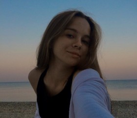 Anya, 25, Saint Petersburg