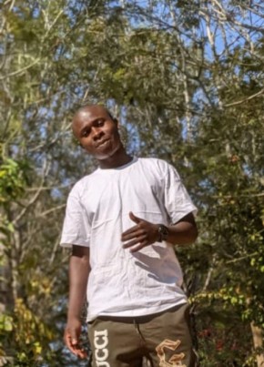 Daniel ngungulu, 23, Tanzania, Songea