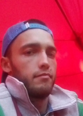 Ilya, 32, Russia, Ufa