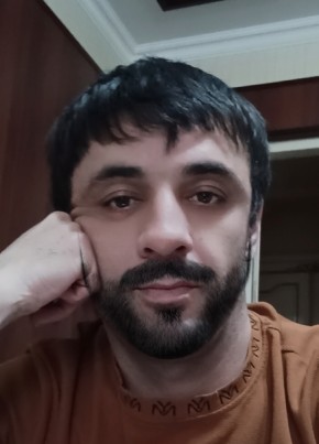 Имран из Нальчика 18 лет