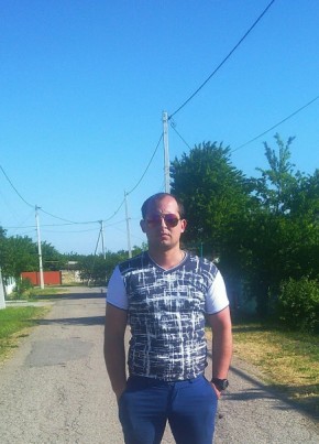 Виталик, 29, Россия, Симферополь