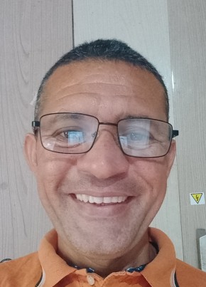 Erlon из São Luís 44 года