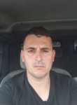 Jose, 41  , Lyon
