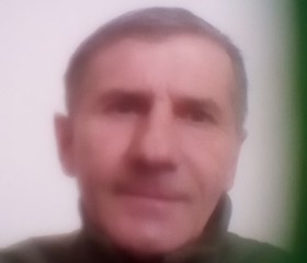 Виктор, 63 года, Донецьк