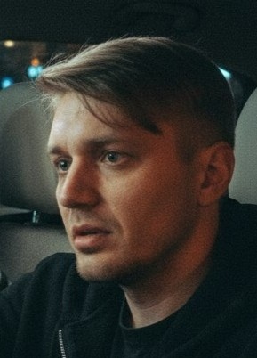 Денис из Казани 35 лет