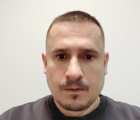 Георг, 32 года, Москва