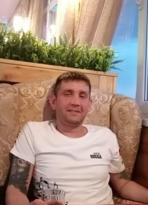 Антон, 41, Россия, Сургут