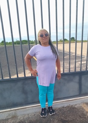 Edivalva Maria a из Belém (Paraíba) 64 года