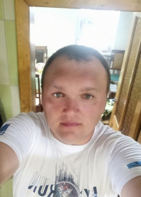 Валера, 37, Україна, Корсунь-Шевченківський
