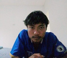 Nut, 20, Pathum Thani