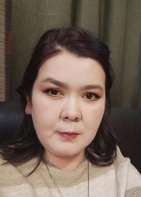 Оля, 41, Россия, Новосибирск