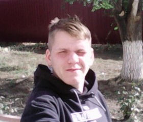 Сергей, 22 года, Саратов