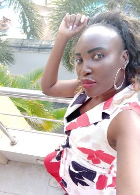 Stacy Natalia, 33, Kenya, Nairobi