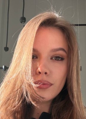 Alina из Анапы 25 лет