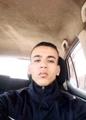 Yacoub, 21, People’s Democratic Republic of Algeria, Chlef