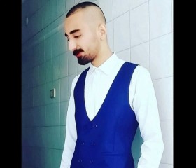 Emirhan, 28 лет, İzmir