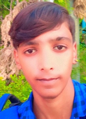 Amit, 18, India, Delhi