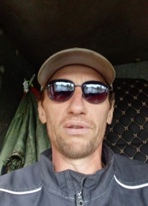 Дмитрий из Омска 43 года