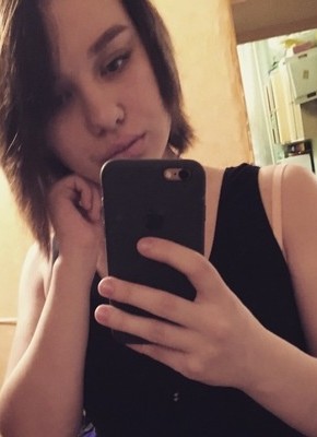Анастасия, 23, Россия, Кировск