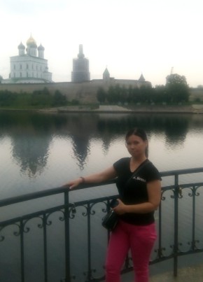Анна, 36, Россия, Псков