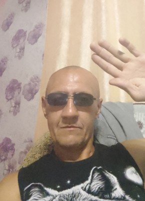 Денис, 40, Россия, Усть-Кут