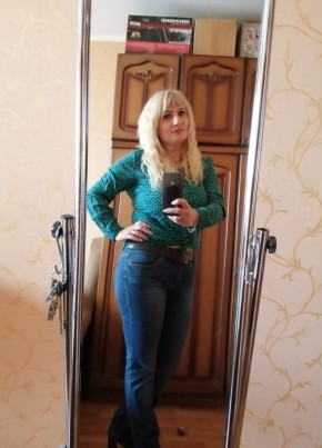 Лора, 53, Россия, Москва
