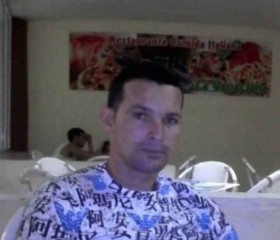 Yusnier, 41, Camaguey