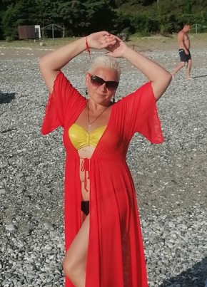 Ольга, 54, Россия, Гатчина