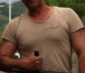 Amirkhan, 59, Baku