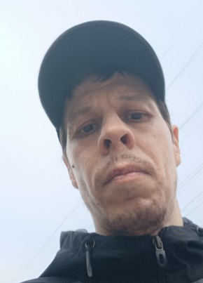 Денис из Сургута 38 лет