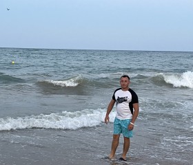 ion, 36, Weesp
