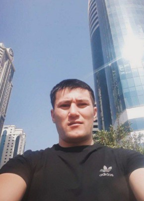 Nuriddin из Читы 33 года