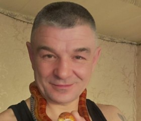 Marat, 60, Moscow