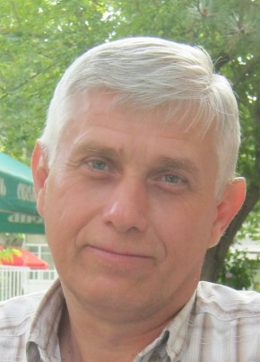 Vladimir, 65, Россия, Калуга