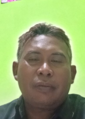 Ferdian, 38, Indonesia, Jember
