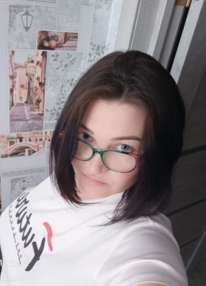 Юлия, 37, Россия, Санкт-Петербург