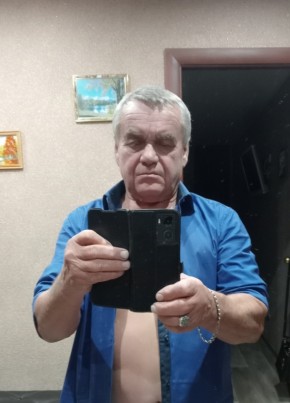 Саша, 71, Россия, Новосибирск
