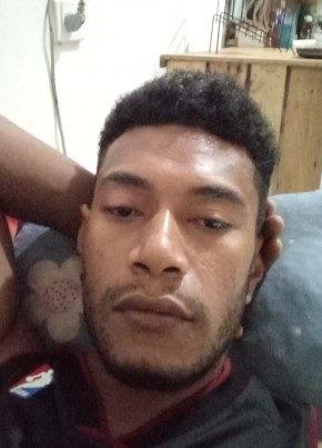 Richie, 20, Solomon Islands, Honiara