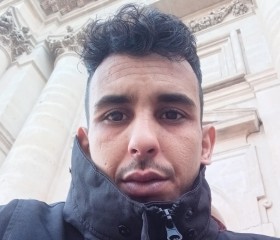 Mostapha, 29, Argenteuil