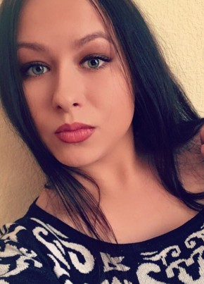 Виолетта, 28, Россия, Санкт-Петербург