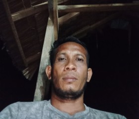 M Nur, 18, Bireun