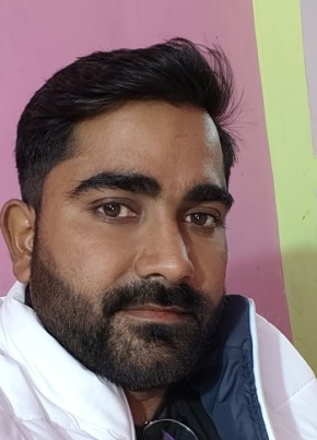 Sunil kumar, 29, India, Mau Aimma