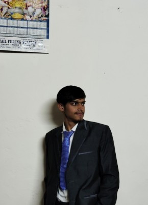 RAJPUT, 19, India, Dharamshala