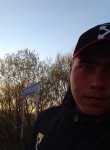 Denis, 22  , Luhansk