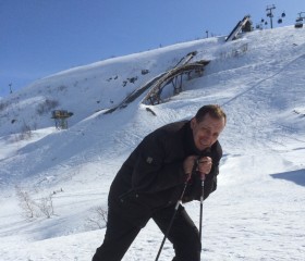 Aleksandr, 66, Moscow