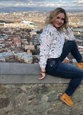 Мария, 32, Россия, Екатеринбург