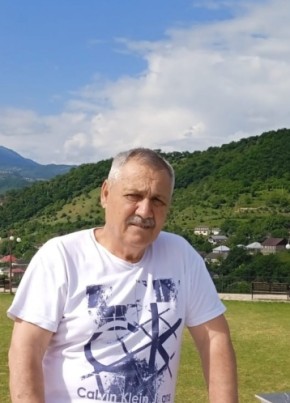 Аркадий, 69, Россия, Москва