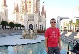 igor, 52 - Just Me