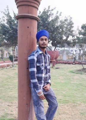 Preet, 19, India, Amritsar
